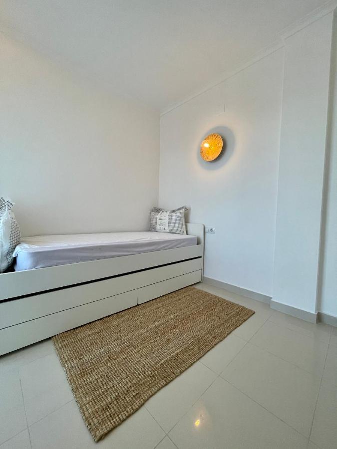 Apartamento Dénia Playa Bagian luar foto
