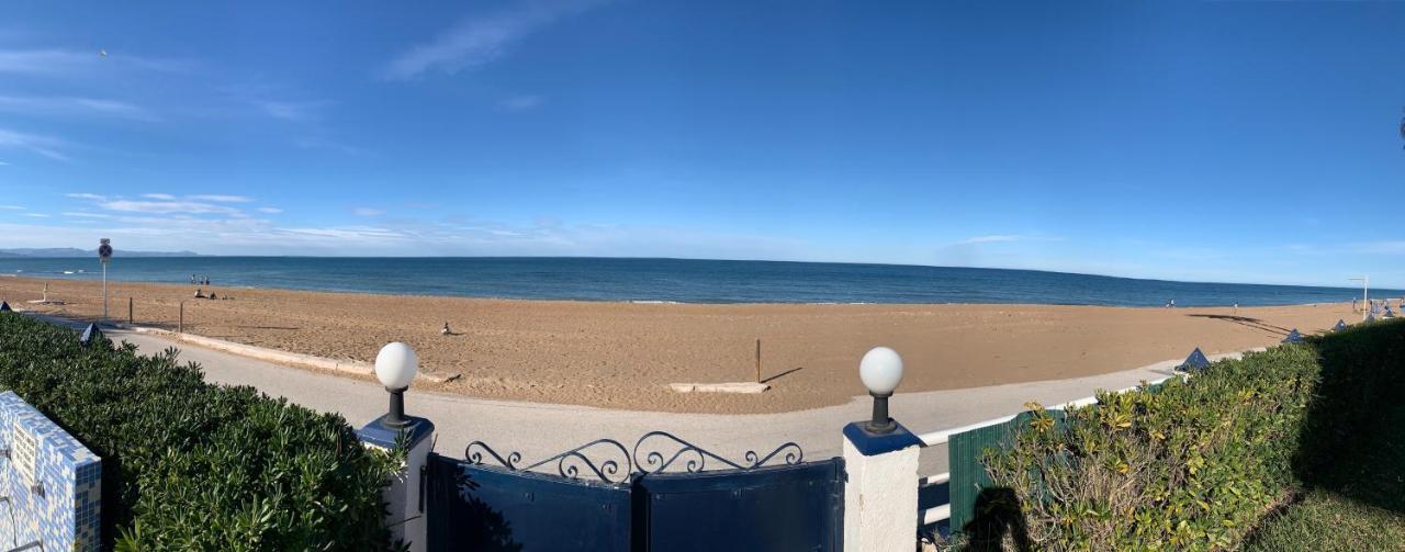 Apartamento Dénia Playa Bagian luar foto